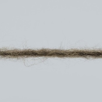 Нить пряжи Aura Yarns Fashion Love Me 2.0 оттенок 09.018 дарк олив, крупно