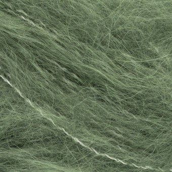 Цвет пряжи Aura Yarns Fashion Touch Me оттенок 07.016 Basil, крупно