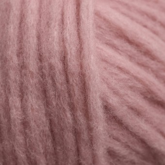 Цвет пряжи Aura Yarns Fashion Love Me оттенок 1413 Rose Quartz, крупно