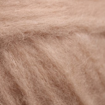 Цвет пряжи Aura Yarns Fashion Love Me, оттенок 1414 Latte, крупно