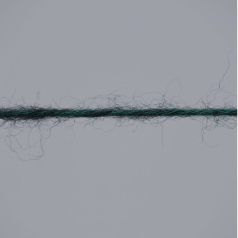 Нить пряжи Aura Yarns Fashion Space оттенок 1423 Ivy, крупно