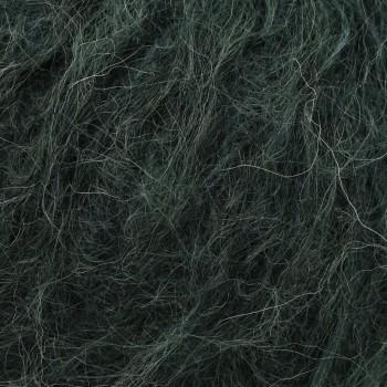 Цвет пряжи Aura Yarns Fashion Touch Me, оттенок 07.008 Pine, крупно
