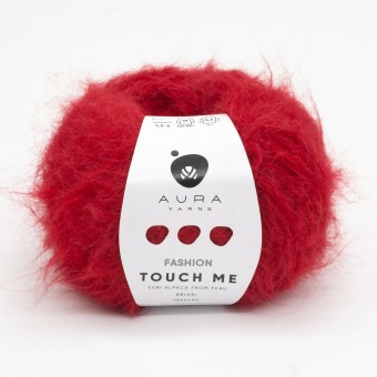 Моток пряжи Aura Yarns Fashion Touch Me оттенок 07.012 Red Tango, крупно