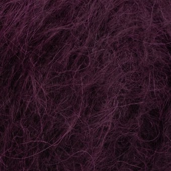 Цвет пряжи Aura Yarns Fashion Touch Me оттенок 07.013 Burgundy, крупно