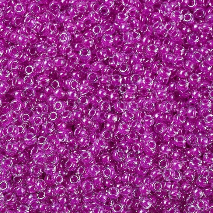 купить Бисер MIYUKI круглый 15/0 ROUND ROCAILLE FUCHSIA LINED CRYSTAL #209 в Калининграде