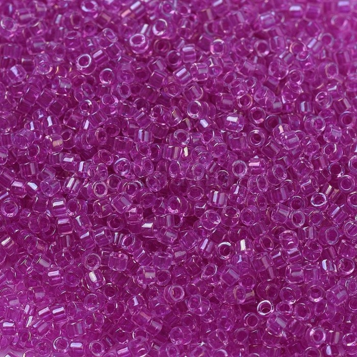 купить Бисер MIYUKI DELICA 11/0 LINED LIGHT FUCHSIA AB, DB074 в Калининграде