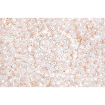 Бисер MIYUKI DELICA 11/0 OFF WHITE AB #052, 4 гр