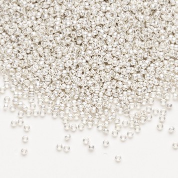 Бисер MIYUKI круглый 15/0 ROUND ROCAILLE STERLING SILVER PLATED FROSTED MATTE #961F, 4 гр