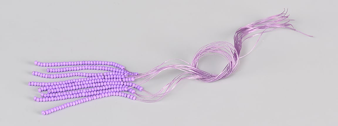 DIY украшения: плетём воздушные кисточки из бисера