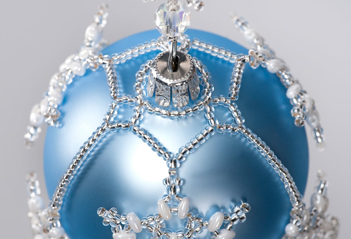 Готовое украшение Snow Queen Bauble