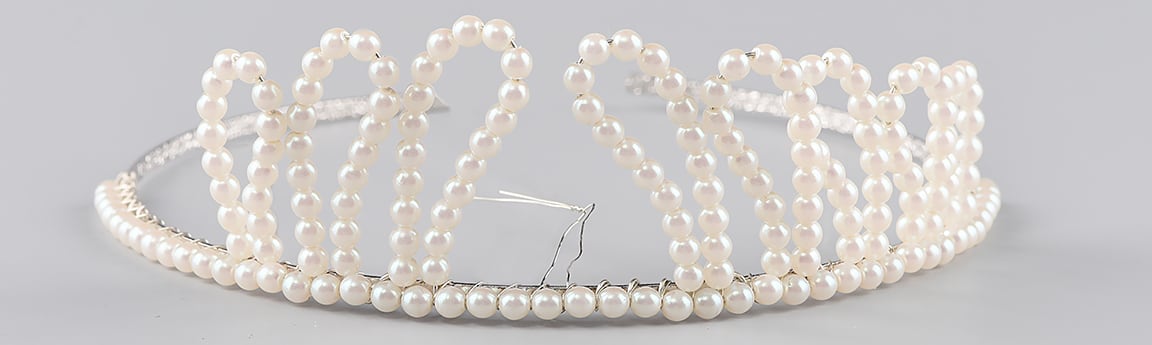 Симметричное оформление ободка Wedding Headband