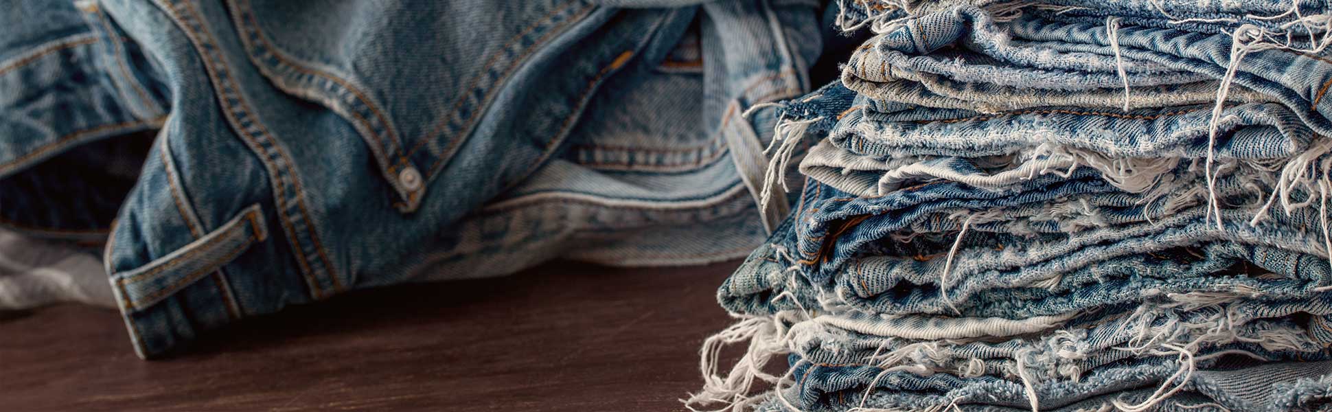 Re-Jeans производится из переработанного джинсового хлопка, используемого при производстве джинсов